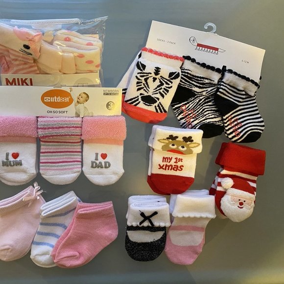 BRAND NEW Baby Girl 0-12 Months Socks Bundles. - Picture 2 of 4